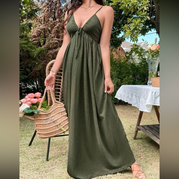 Boho green knot front halter maxi dress - Picture 5 of 5